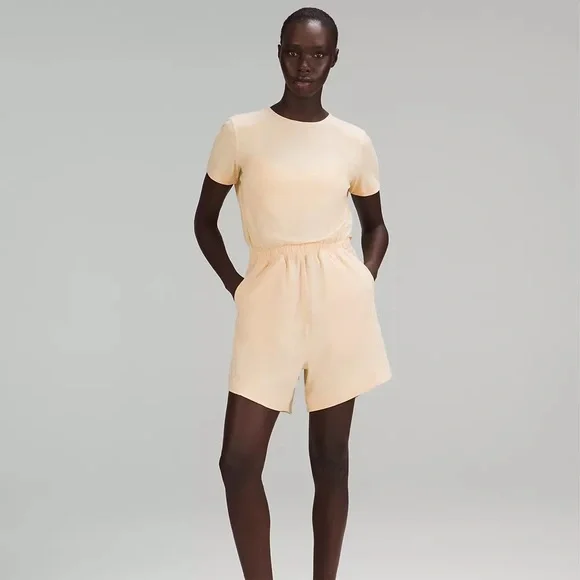 *BNWT* Lightweight High-Neck Romper - Picture 1 of 5